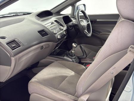 2008-Honda-Civic-18-LXi-Sedan_9