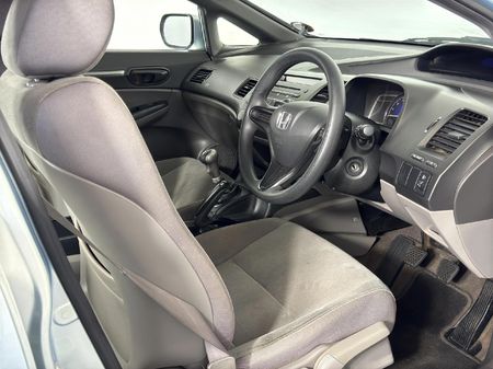 2008-Honda-Civic-18-LXi-Sedan_10