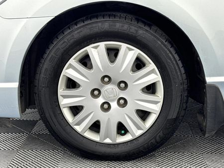 2008-Honda-Civic-18-LXi-Sedan_15
