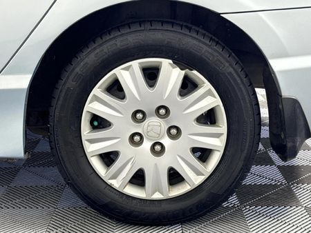2008-Honda-Civic-18-LXi-Sedan_17