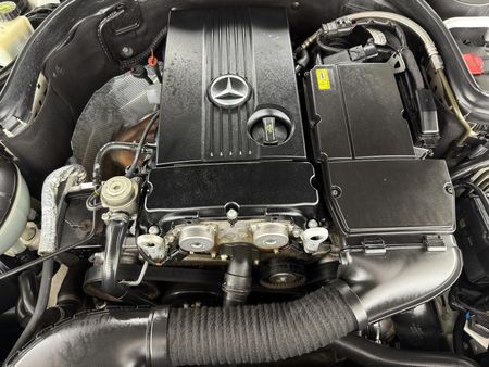 2007-Mercedes-Benz-C-Class-C-200K-Avantgarde-Auto_13