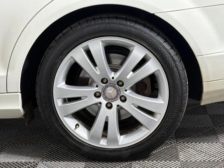 2007-Mercedes-Benz-C-Class-C-200K-Avantgarde-Auto_17