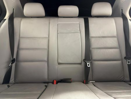 2007-Mercedes-Benz-C-Class-C-200K-Avantgarde-Auto_8