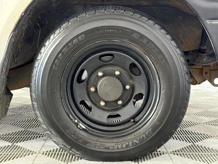 2005-Mitsubishi-Colt-2000-LWB-Single-Cab_14