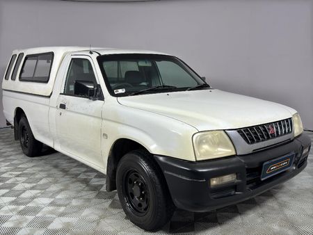2005-Mitsubishi-Colt-2000-LWB-Single-Cab_2