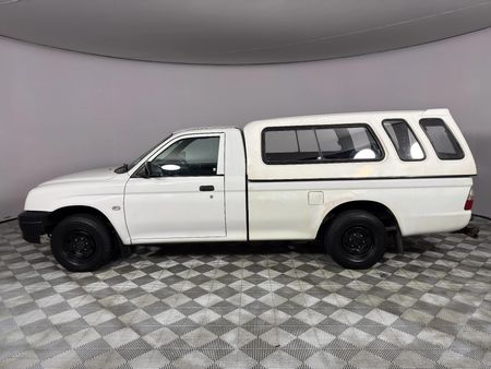 2005-Mitsubishi-Colt-2000-LWB-Single-Cab_5