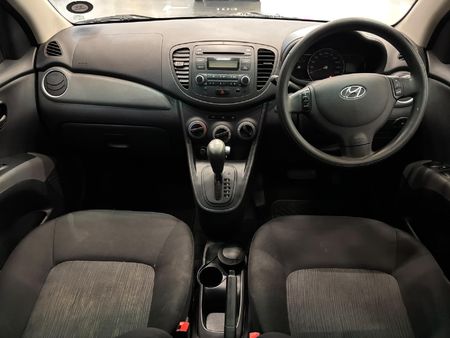 2012-Hyundai-i10-125-GLS-Fluid-Auto_9