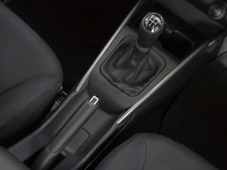 2024-Toyota-Starlet-15-XR_16