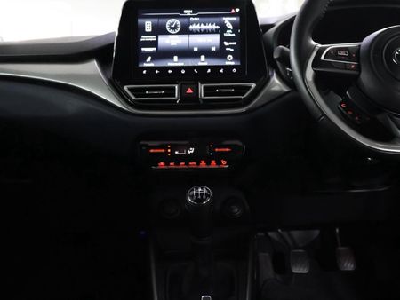 2024-Toyota-Starlet-15-XR_19