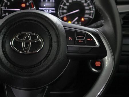 2024-Toyota-Starlet-15-XR_21