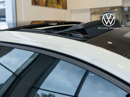 2026-Volkswagen-Polo-GP-10-TSI-R-Line-Auto_21