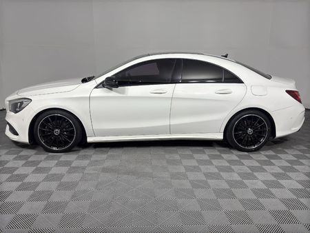 2019-Mercedes-Benz-CLA-200-AMG-Auto_5