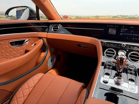 2023-Bentley-Continental-GT-Speed-W12_15