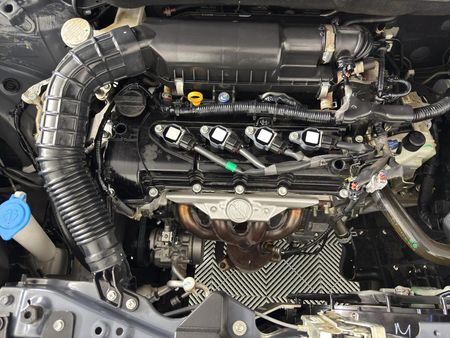 2023-Suzuki-Swift-12-GL-Auto_13
