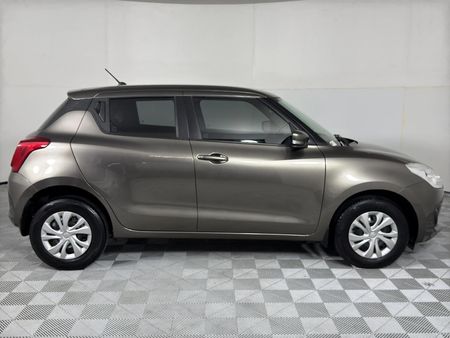 2023-Suzuki-Swift-12-GL-Auto_3