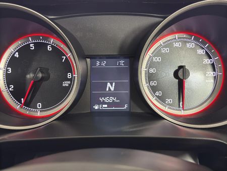 2023-Suzuki-Swift-12-GL-Auto_7
