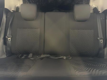 2023-Suzuki-Swift-12-GL-Auto_8