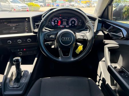 2020-Audi-A1-Sportback-10-TFSI-Auto-30-TFSI_25