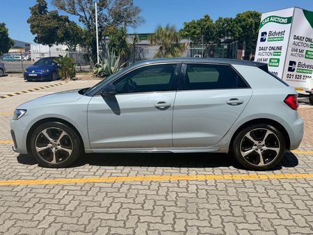 2020-Audi-A1-Sportback-10-TFSI-Auto-30-TFSI_3