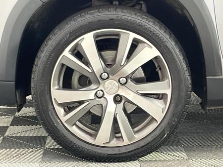 2018-Peugeot-2008-12T-PureTech-Allure-Auto_16