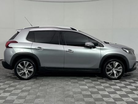2018-Peugeot-2008-12T-PureTech-Allure-Auto_3