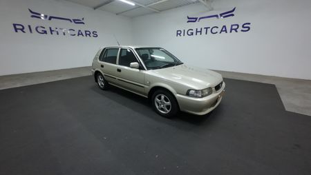 2005-Toyota-Tazz-130-Sport_0