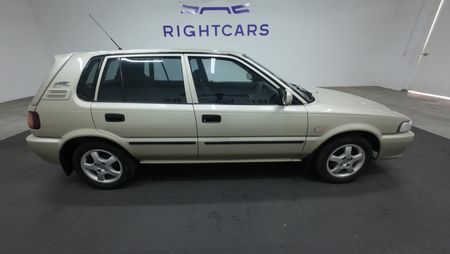 2005-Toyota-Tazz-130-Sport_2