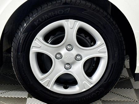 2025-Kia-Picanto-10-LX-Auto_16