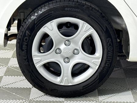 2025-Kia-Picanto-10-LX-Auto_18