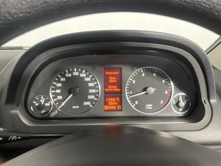 2008-Mercedes-Benz-A-Class-A-170-Classic-Auto_7