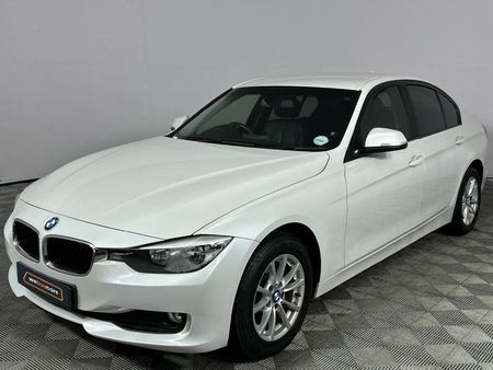 2012-BMW-3-Series-320i-Auto_0
