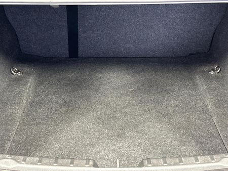 2012-BMW-3-Series-320i-Auto_15