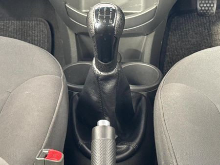 2012-Chevrolet-Spark-12-L_11