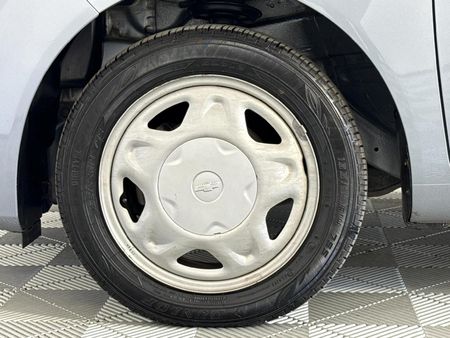 2012-Chevrolet-Spark-12-L_14
