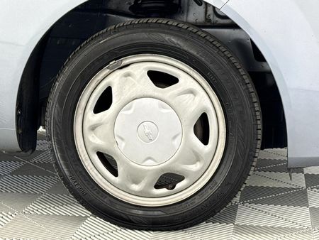 2012-Chevrolet-Spark-12-L_15