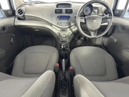 2012-Chevrolet-Spark-12-L_6
