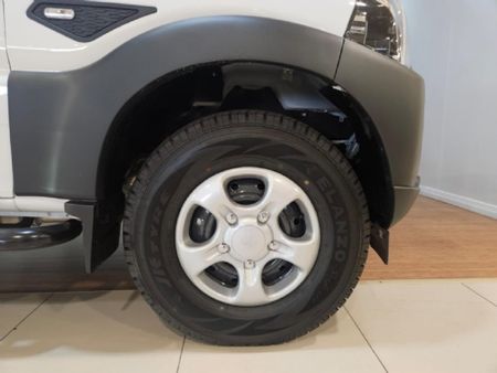 2026-Mahindra-Pik-Up-22-mHawk-S4-Single-Cab_7