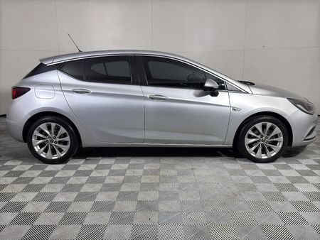 2018-Opel-Astra-10T-Enjoy-5-dr_3