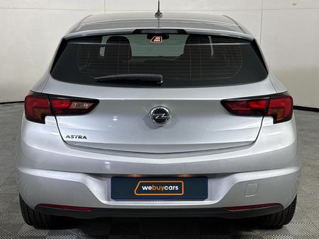 2018-Opel-Astra-10T-Enjoy-5-dr_4