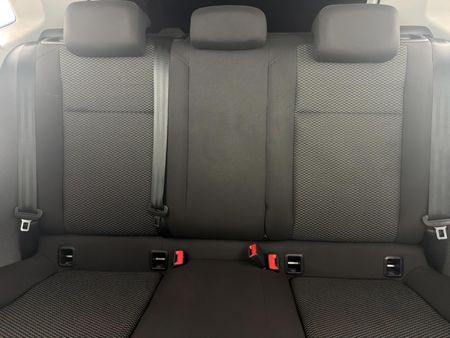 2023-Volkswagen-Polo-10-TSI_8