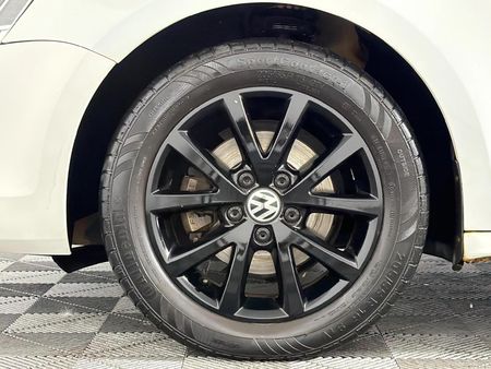 2013-Volkswagen-Jetta-VI-16-TDI-Comfortline-Auto_15