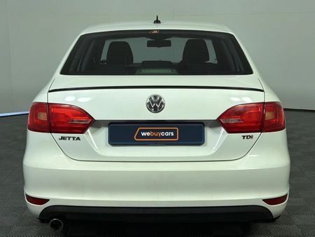 2013-Volkswagen-Jetta-VI-16-TDI-Comfortline-Auto_4