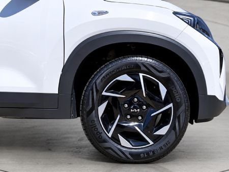2025-Kia-Sonet-15-LX-Auto_10