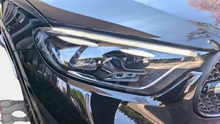 2026-Mercedes-Benz-GLC-300d-Coupe-4Matic-AMG-Line_17