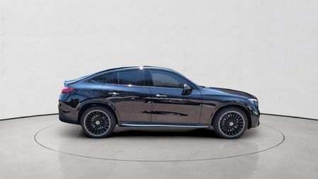 2026-Mercedes-Benz-GLC-300d-Coupe-4Matic-AMG-Line_2