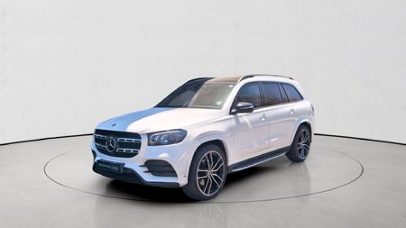 2023-Mercedes-Benz-GLS-580_0