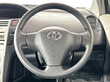 2007-Toyota-Yaris-T3-5-dr_13