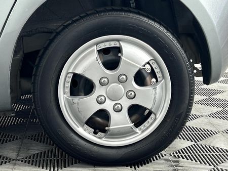 2007-Toyota-Yaris-T3-5-dr_18