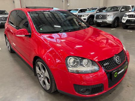 2007-Volkswagen-Golf-GTI-20T-FSI_0