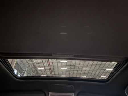 2007-Volkswagen-Golf-GTI-20T-FSI_12